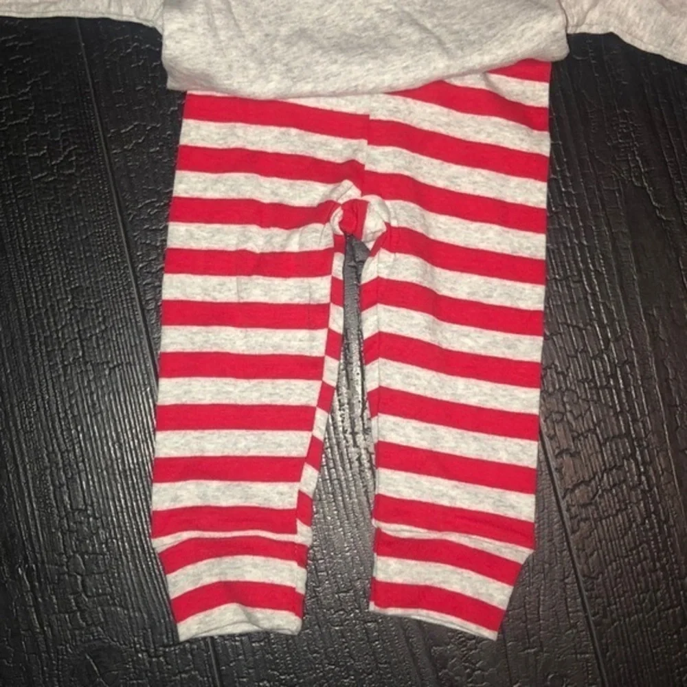 Carter's‎ Baby's 9 Months Christmas Outfit Pants Santa Mistletoe Magnet NWT
